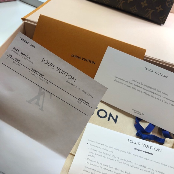 🚫SOLD🚫Toiletry Pouch 26 - Picture 9 of 10